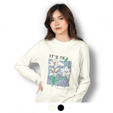 Load image into Gallery viewer, TRENDSWEAR Harlow Women's Long Sleeve Crew